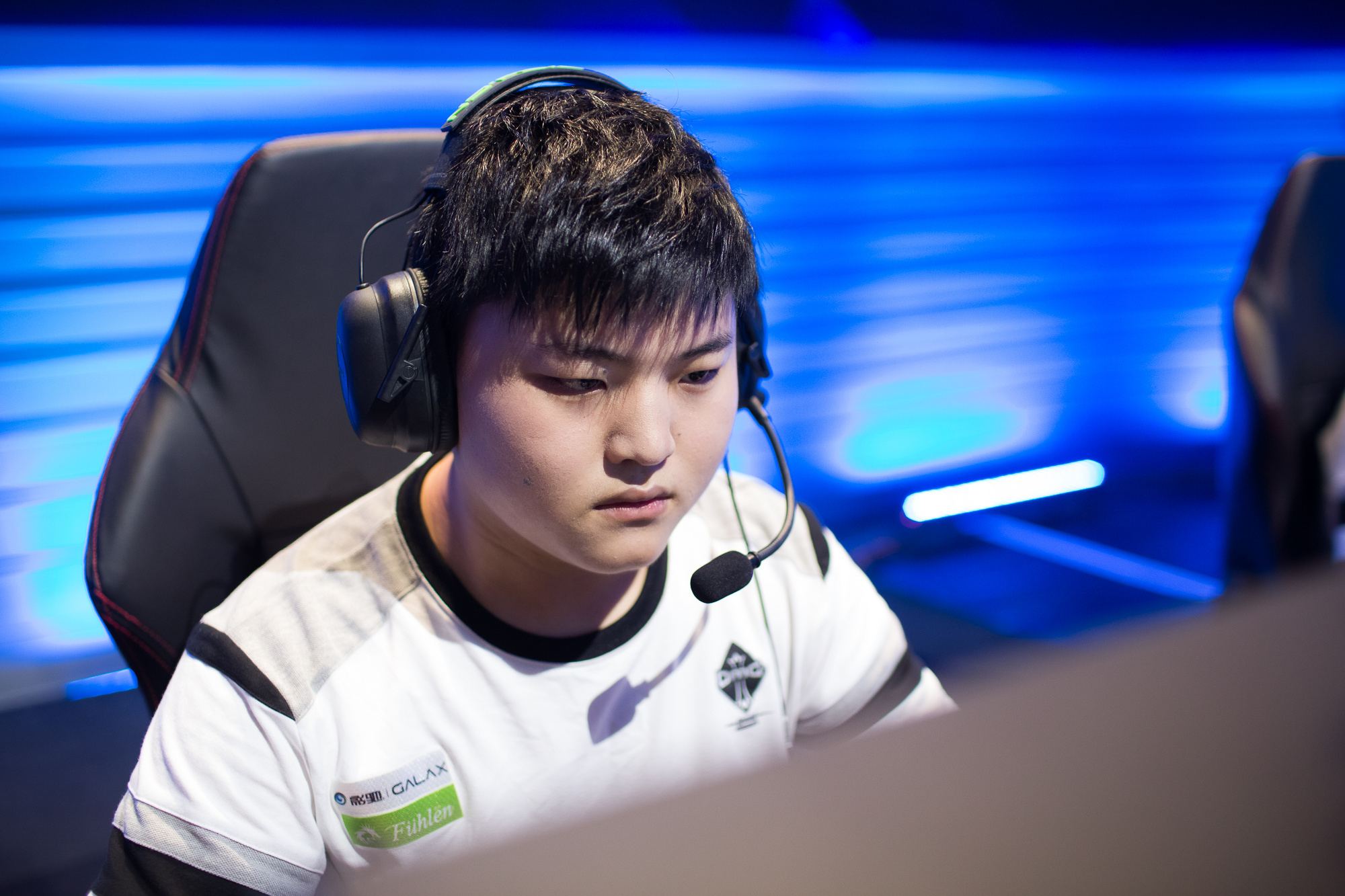 气的巨大提 气的巨大提